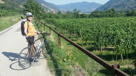 20150831_304 Donau-Radweg, Wachau, Renate.jpg
